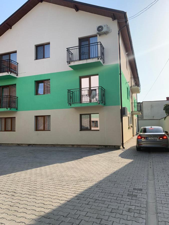 Apartamento Complex Rezidential Ana Caransebeş Exterior foto