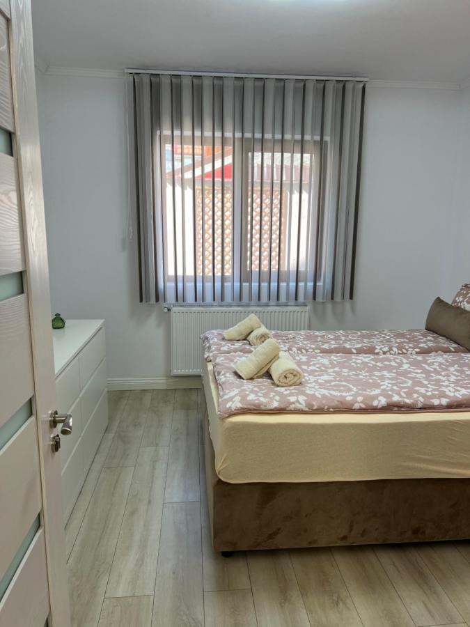 Apartamento Complex Rezidential Ana Caransebeş Exterior foto
